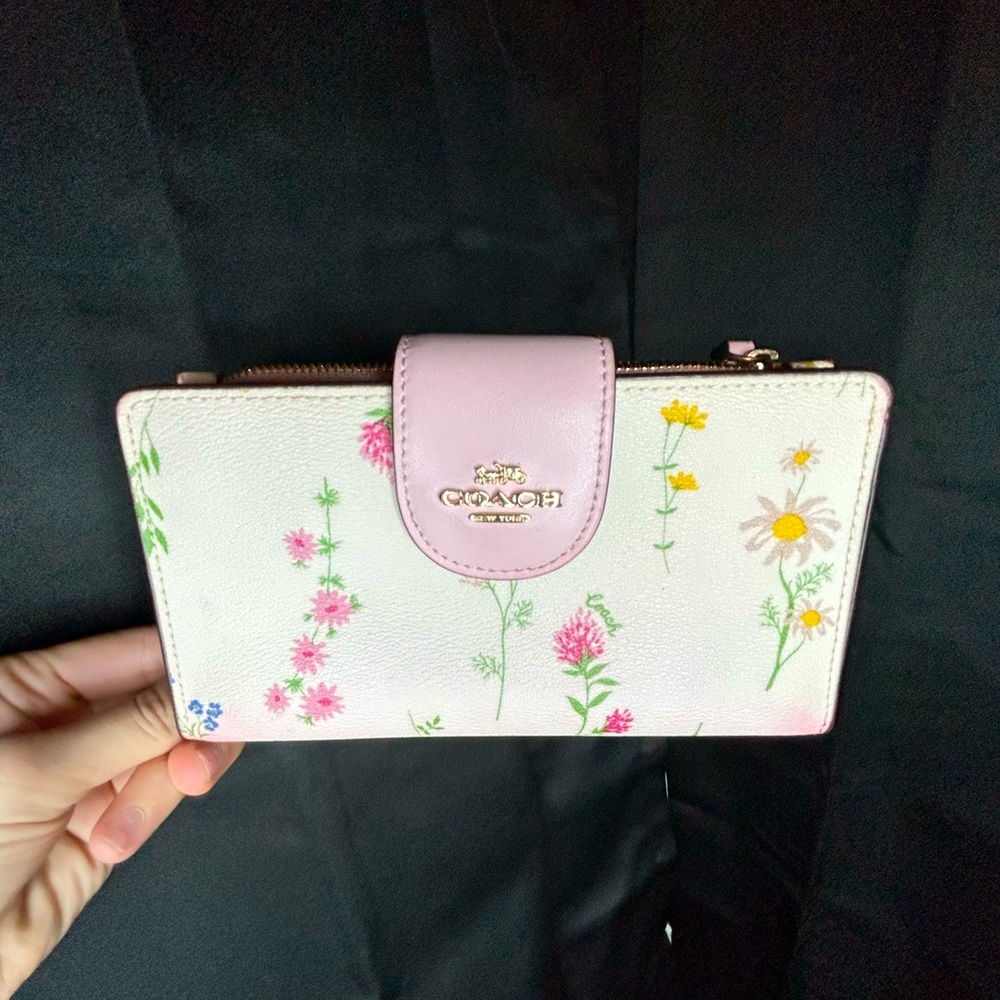 Coach wallet